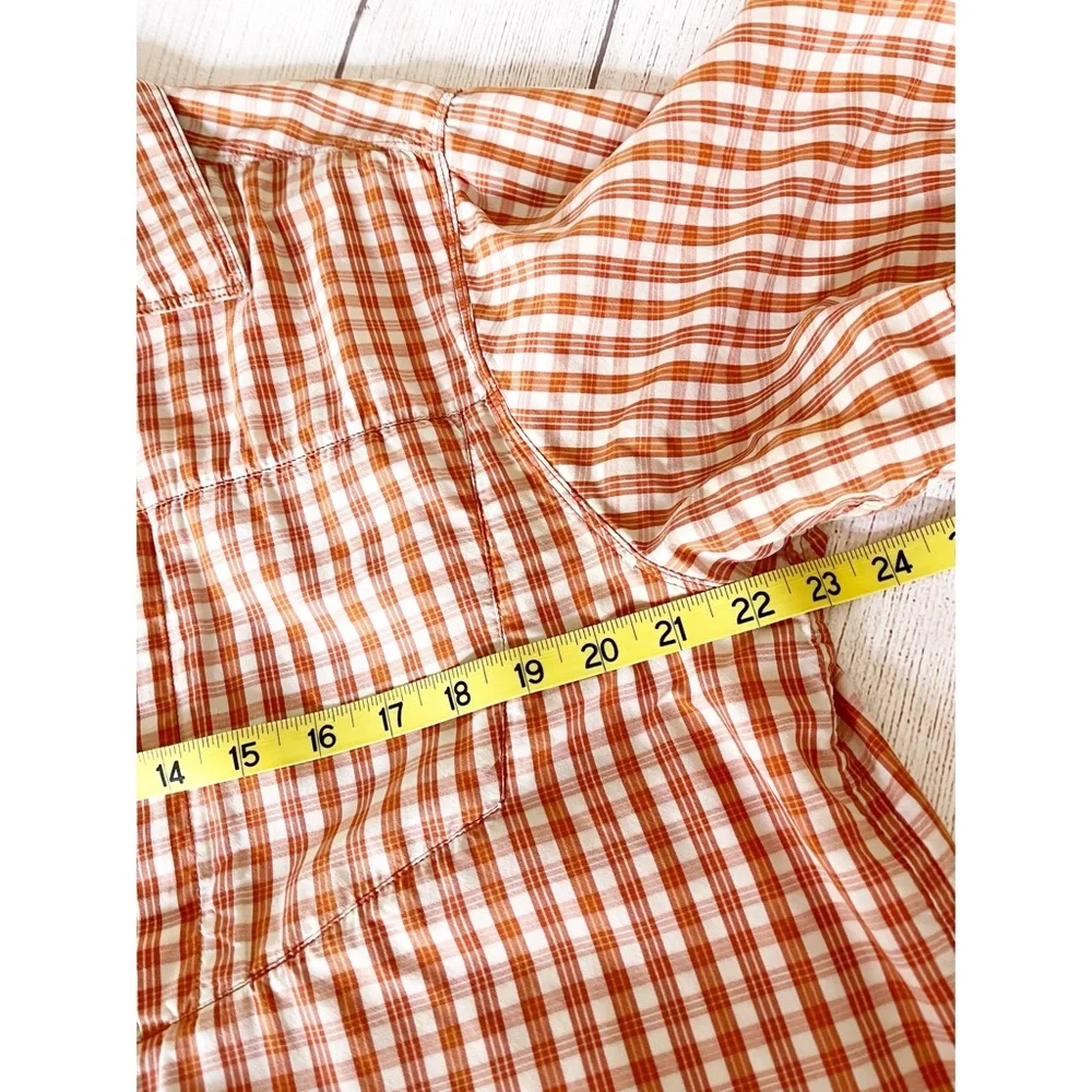 The North Face rust plaid short sleeve shirt L